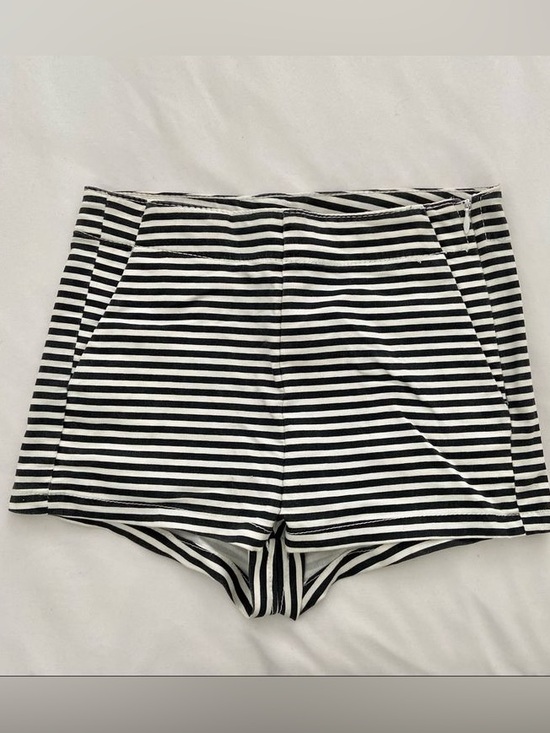 Free People Pants - NWT Free People striped shorts